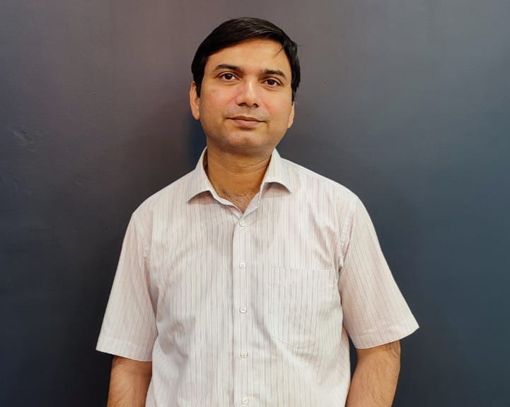 Dr. Yasir Iqbal